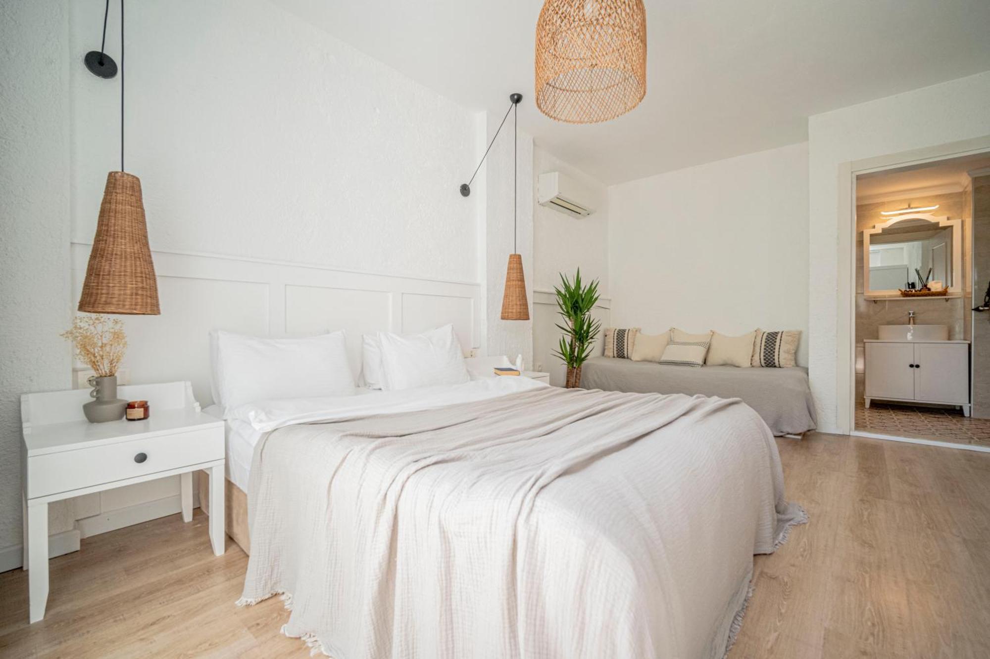 Sandal Alacati - Adult Only Room photo